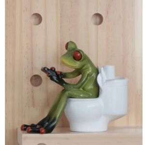 Playful Green Frog Bathroom Decor